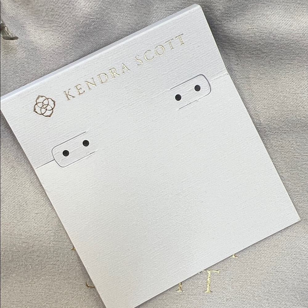 Kendra Scott Jewelry with Yellow Box and White Pouches - Picture 3 of 3